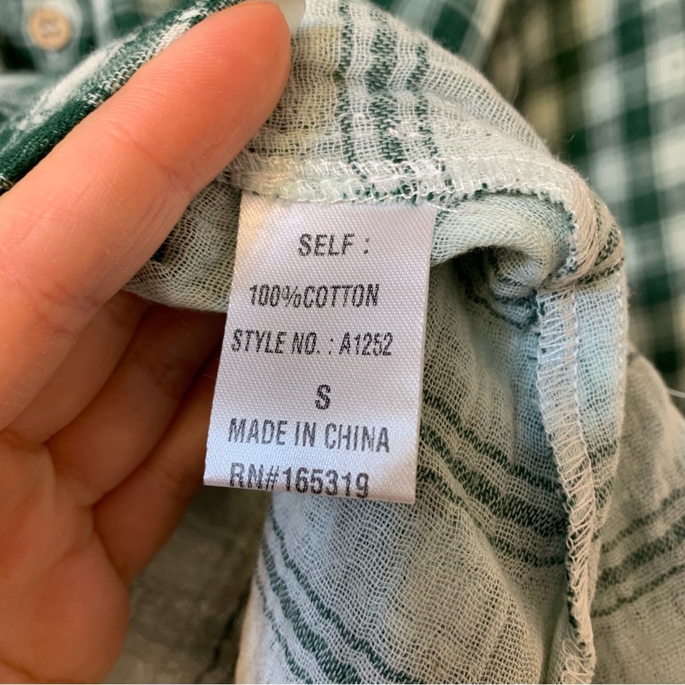 Lovely + Blush Green 100% Cotton Plaid Top Small - Picture 6 of 9